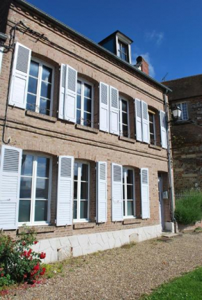 Гостиница Maisonnette à Saint Valéry Sur Somme  Сен-Валери-Сюр-Сомм
